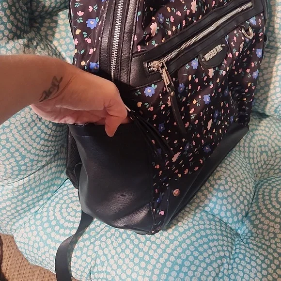 Floral Black Backpack By Brand Madden NYC - Picture 4 of 11